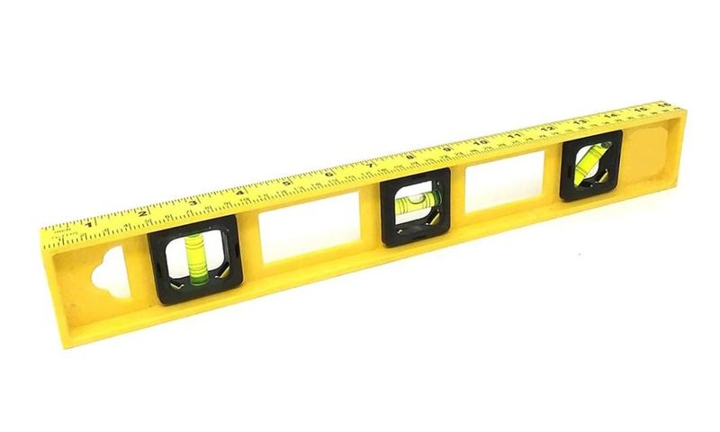 Blackspur 16 Inch Plastic Spirit Level &amp; Ruler