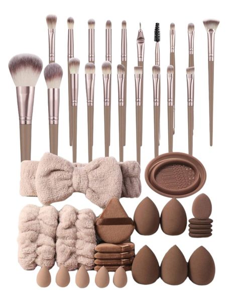 44 Piece Complete Makeup Tool Kit With Premium Synthetic Brushes - Brown