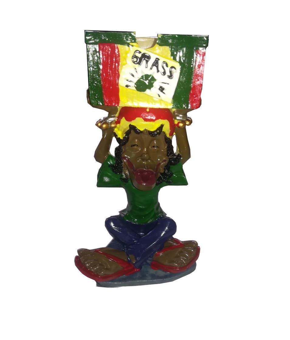 Grass Rasta Handmade Novelty Smoking Resin Jamaican Ashtray Bar