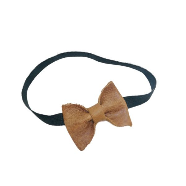 Pitta-Patta Soft Genuine Leather Pinched Bowtie