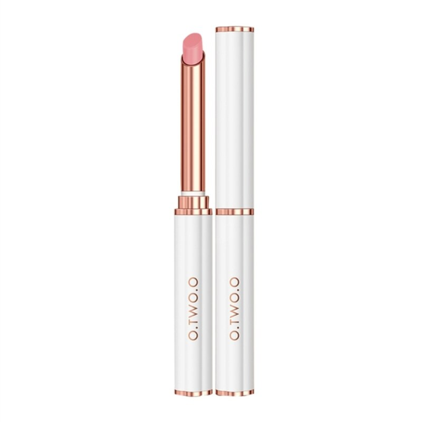 O.TWO.O Colour Changing Lip Balm With Beeswax