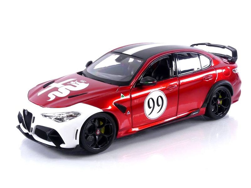 Bburago-1/18 Alfa Romeo Giulia Gtam -2020