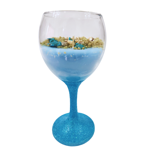 Tranquil Seas - Turquoise Pina Colada Candle with Seashells