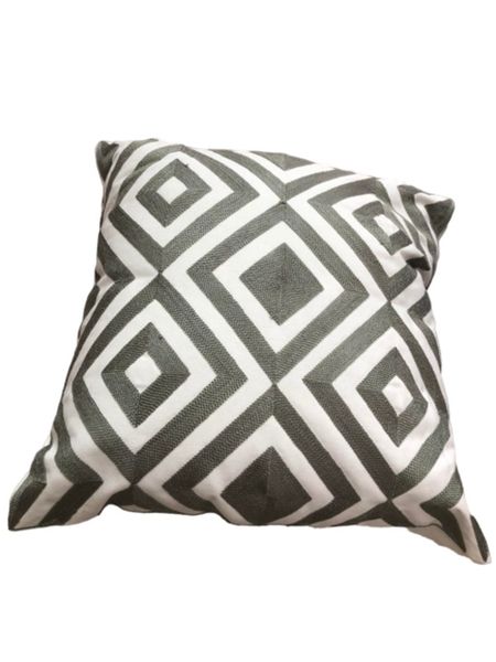 2 x Comfortable Bed Pillows