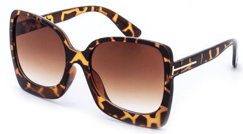 You &amp; I Ladies Classic Tortoise shell Sunglasses - Gold (1125)