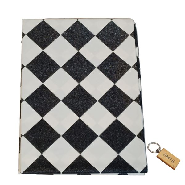 Premium Tablecloth for Stylish Dining with Keyring TB 1
