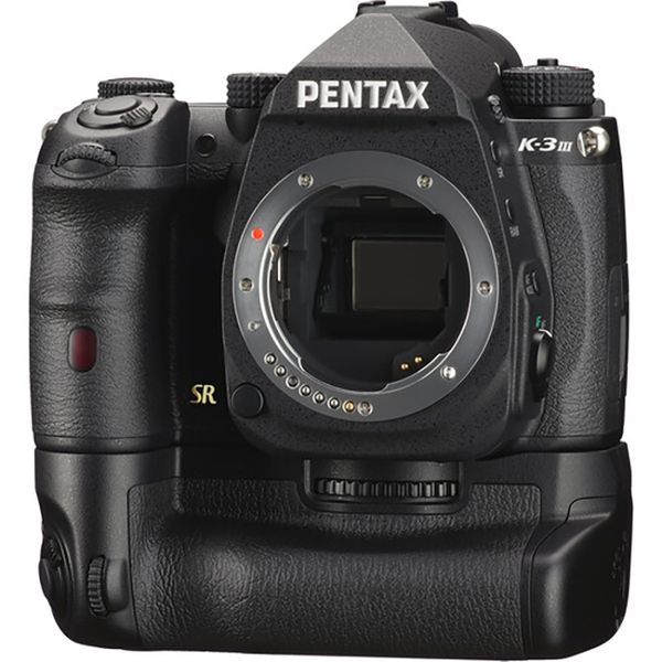 Pentax K-3III body &amp; grip bundle