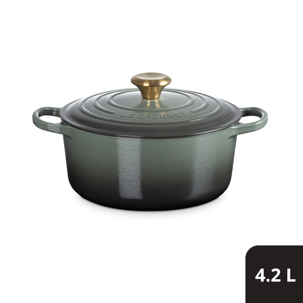 Le Creuset Signature Round Casserole - 24cm