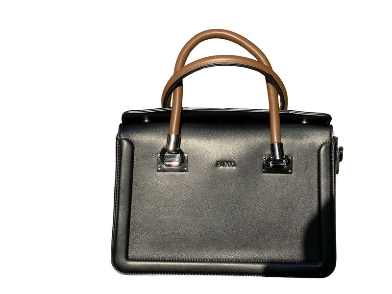 BAGCO Beige Handbag