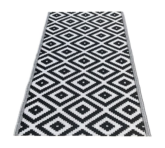 Triangle Outdoor Rug Black/White