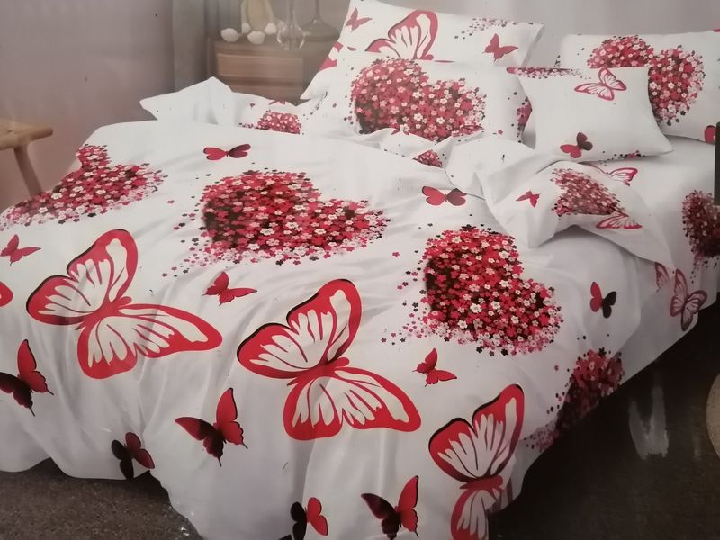 Piece Red Butterfly Heart Duvet Cover Set - Queen