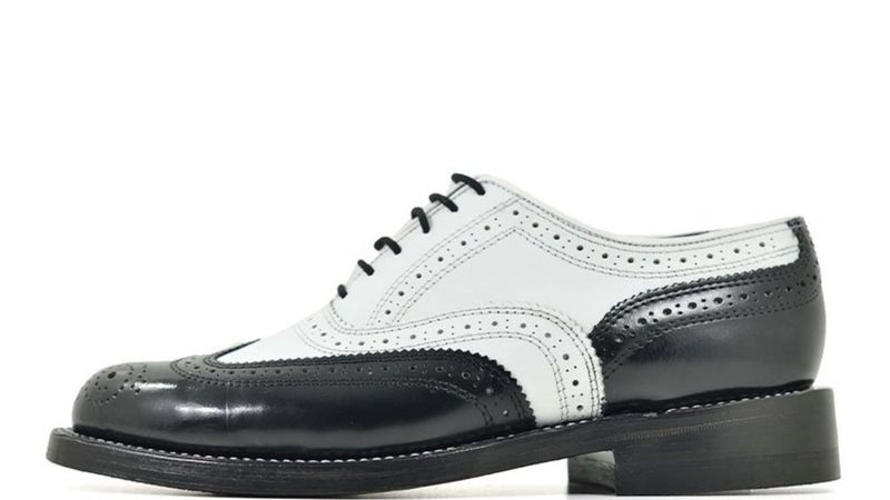 Florsheim Kenmoor Wingtip Cobbler Black and White