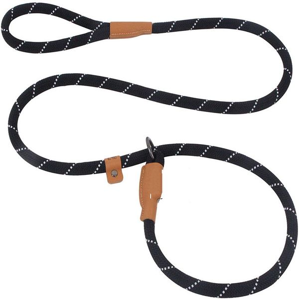 The New Alloy Buckle Reflective Dog Leash For Going Out At Night