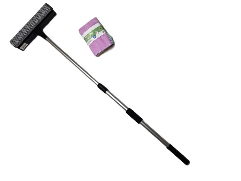 Window cleaner squeegee with adjustable telescopic handle