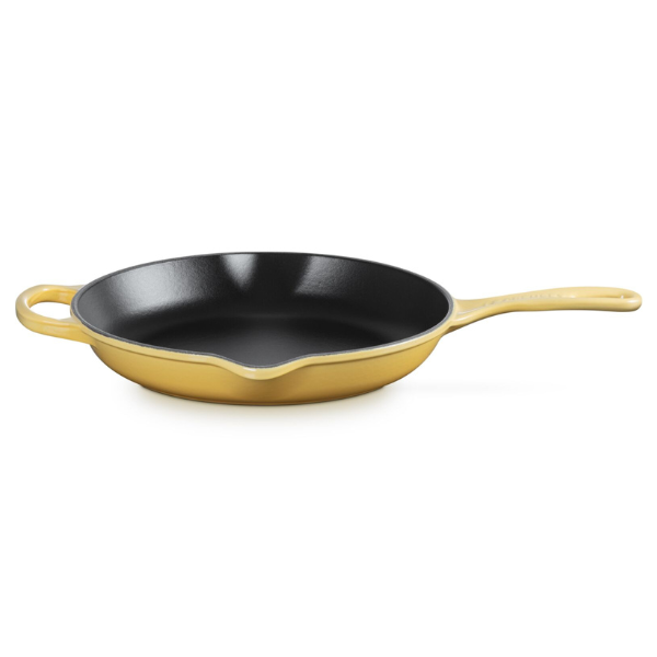 Le Creuset Signature Cast Iron Skillet - Chamomile