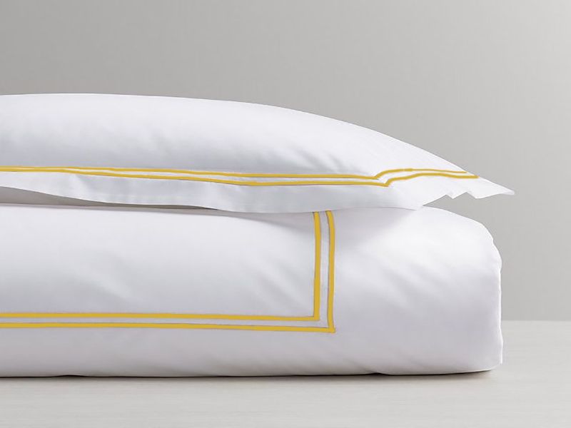 Rey's Fine Linen 300TC Oxford Sateen Duvet Cover Set - White/Gold - Double