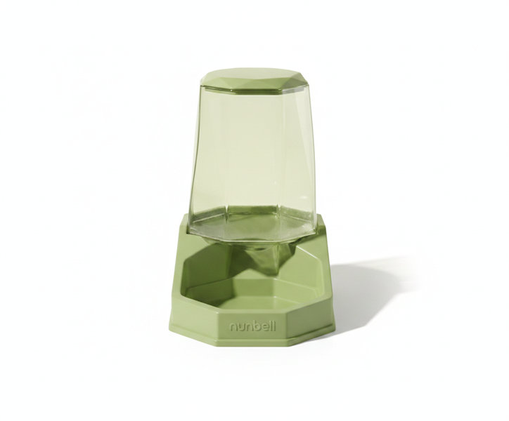 Diamond Shaped Automatic Gravity Pet Food Feeder for Cats &amp; Dogs
