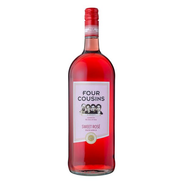 Four Cousins - Natural Sweet Rose - 6 x 1.5 Litre