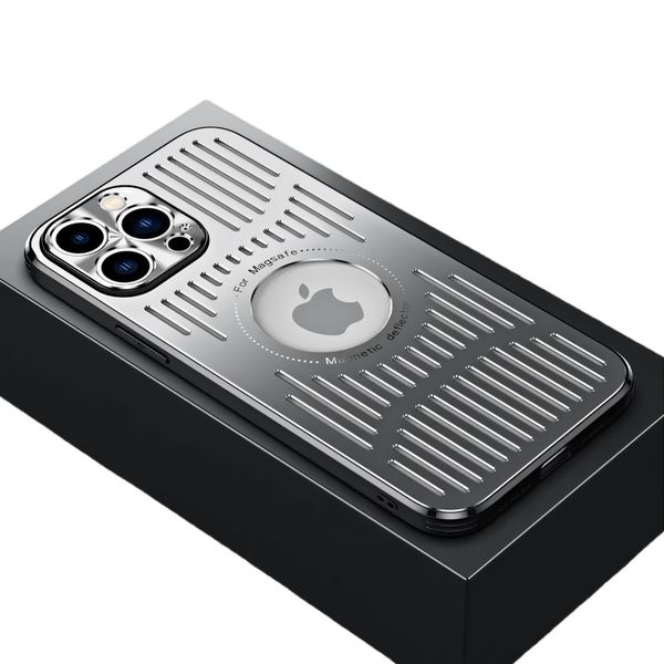 Metal Heat Dissipation MagSafe Case Compatibility With iPhone16/17 Pro Max