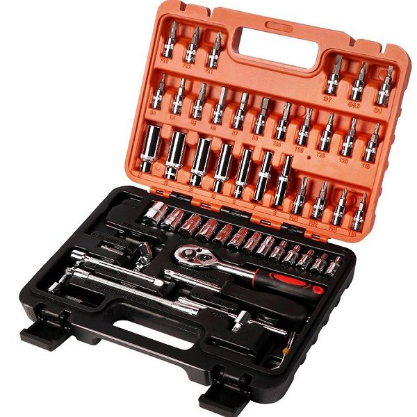 121 Piece Socket Wrench Set
