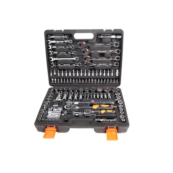 Industrial-grade hand tools socket set