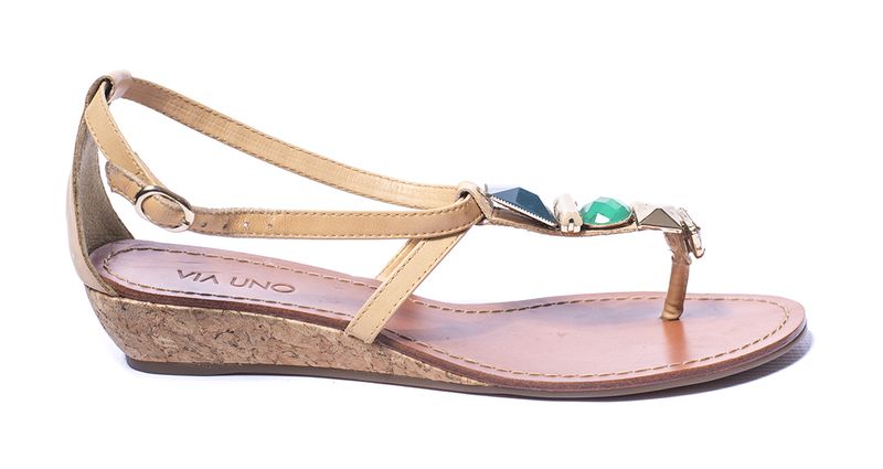 Viauno - 21016604 - Straw