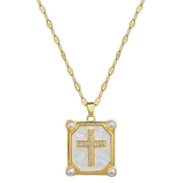 Light luxury Fritillary Cross Square Necklace