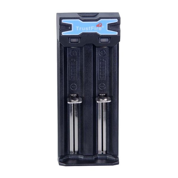 TrustFire TR-016 Charger