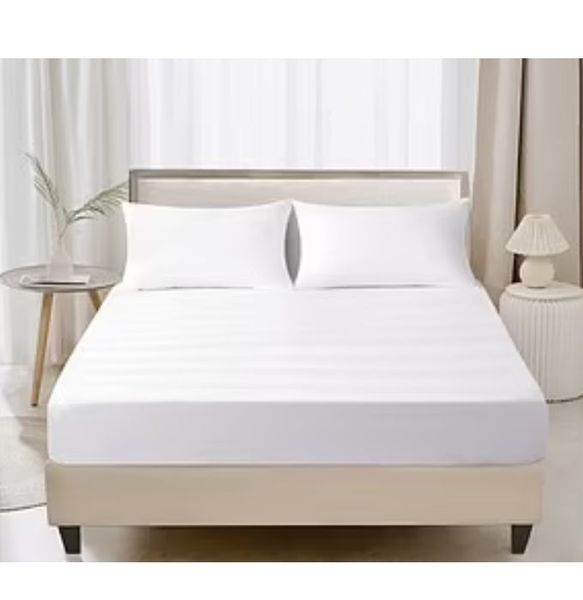 White Microfiber Plain Breathable Fitted Bed Sheet-White
