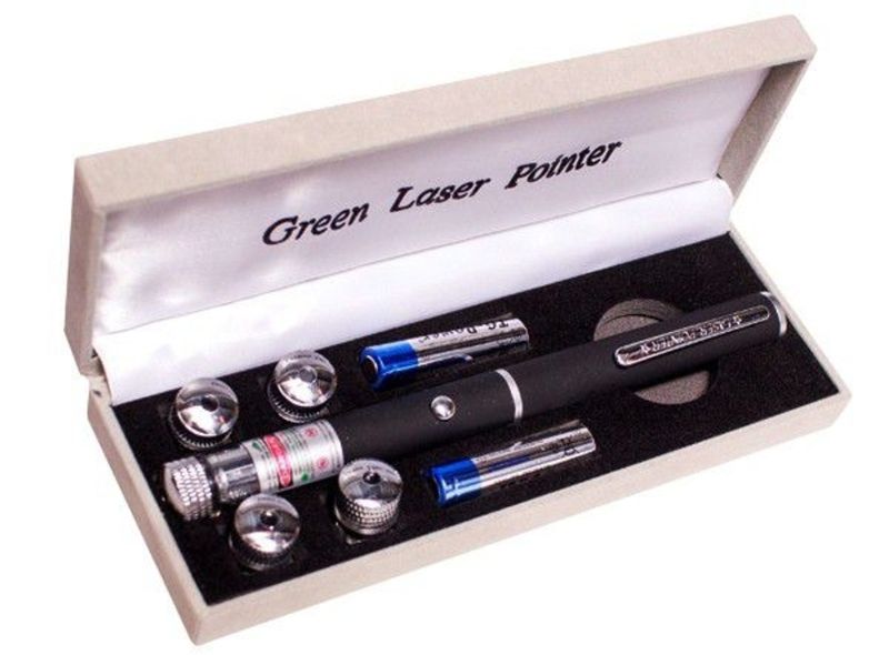 Green Laser Pointer Pen With 5 Caps