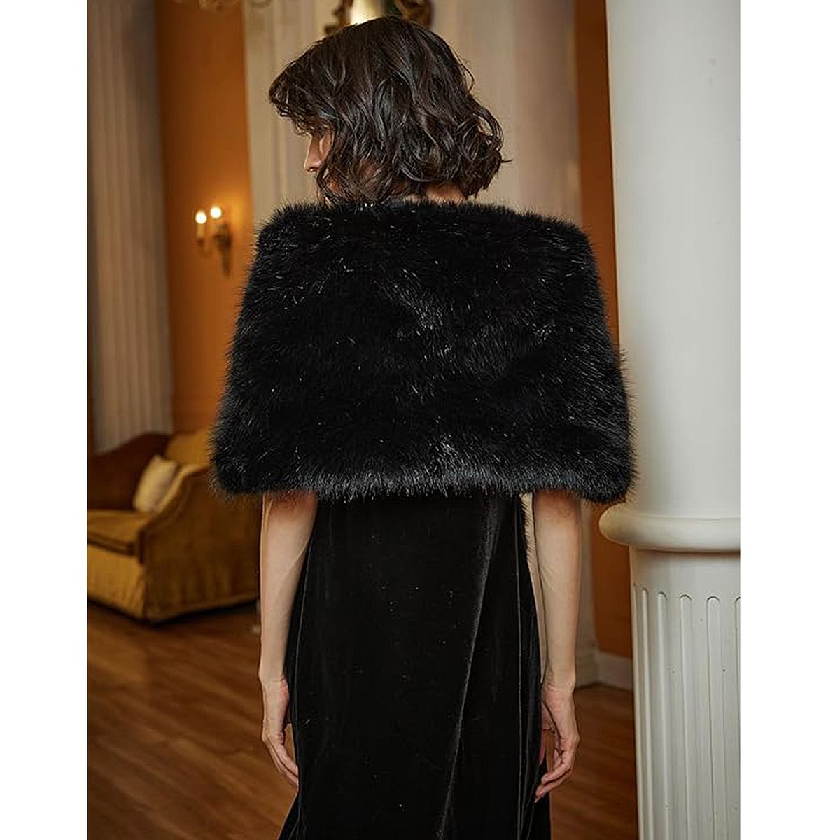 マフラー/ショール A POINT etc. Fake Fur Cape C'est Elle fur cape for women | C'est Elle