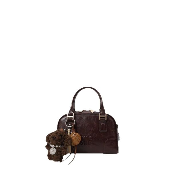 Fashionable Handbag At The French Sweet Exhibition Hall
