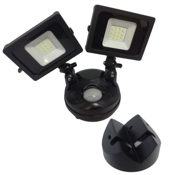 Waco - LED Sensor Spotlight 2 x 10W - 1800 Lumen