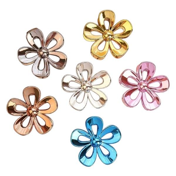 6 Piece Flower Shaped Shark Hairclip Set - Multicolour