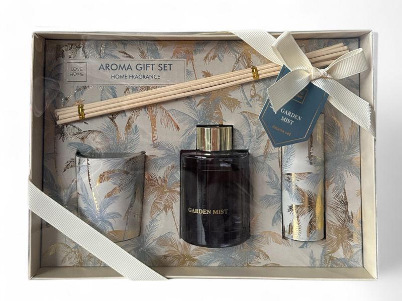 Garden Mist Filled Diffuser Reeds &amp; Scented Candle &amp; Room Spray Gift Set