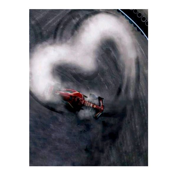 Canvas Framed Black and White F1 Racing Car Heart Print Image - 40x50cm
