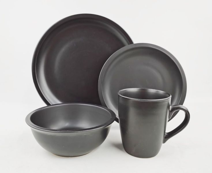 Dream World 16 Piece Rounded Ceramic Dinnerware Set - Green