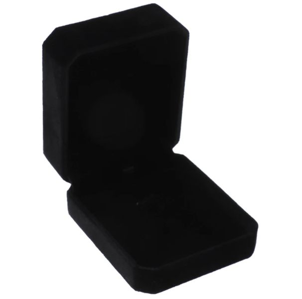 S &amp; C - Black Velvet Necklace Box