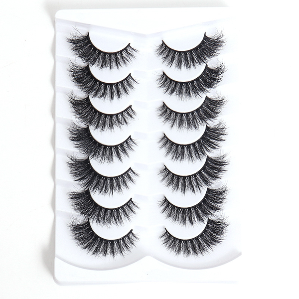 Soft, thick, three-dimensional curled eyelashes