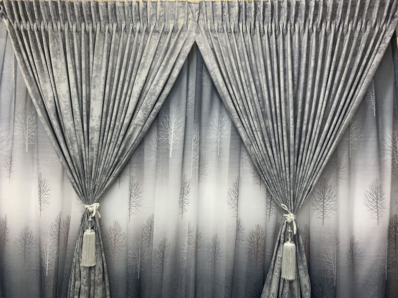Grey &amp; White Theme Curtain &amp; Lace (Width 5m x Height 2.5m)