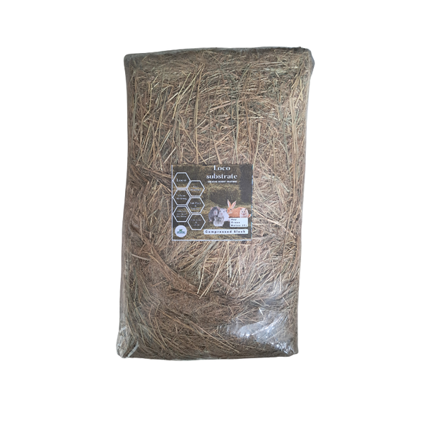 Eco Substrate Compressed Hay Block - Natural Small Animal Bedding