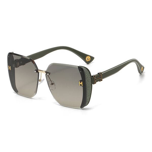 Women's Fashion Sunglasses - High-End, Trendy, UV-Protective