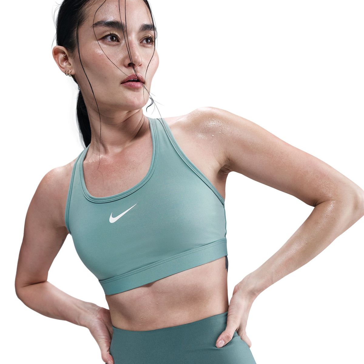 Nike Women's Swoosh Medium Support Padded Sports Bra