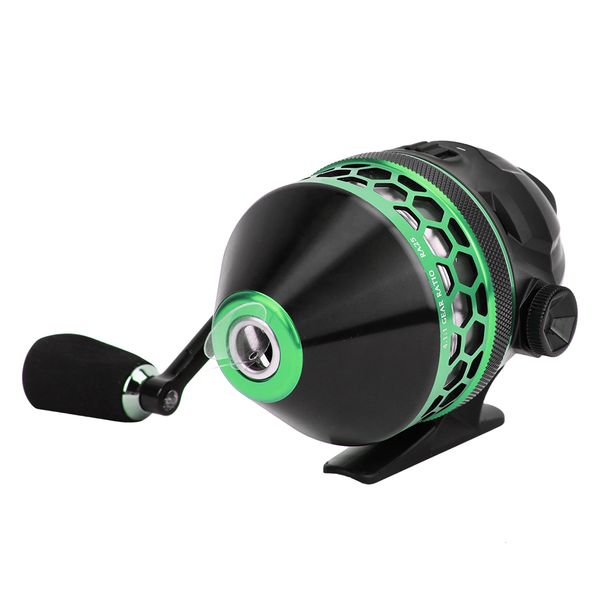 Black &amp; Green Inner Sealing Spinning Reel