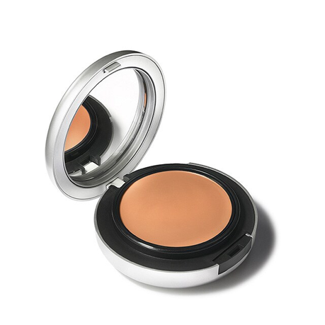 studio fix powder plus foundation nw22