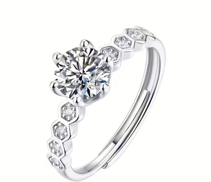Elegant 8 Heart 1ct Moissanite Ring - Dainty Promise &amp; Engagement Ring