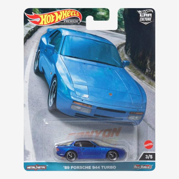Canyon Warriors '89 Porsche 944 Turbo Blue