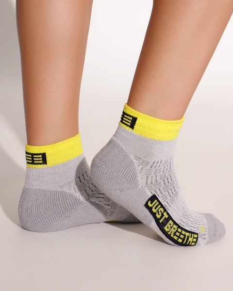 Breeth Cushioned Anti-Microbial Engineered Support Fitted Ankle Socks Grey