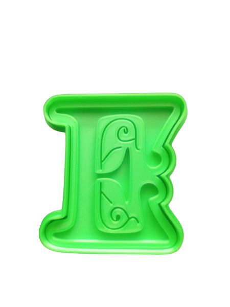 Gothic Letter E image