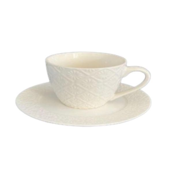 ZG6-047 White Ceramic Tea Cup And A Saucer